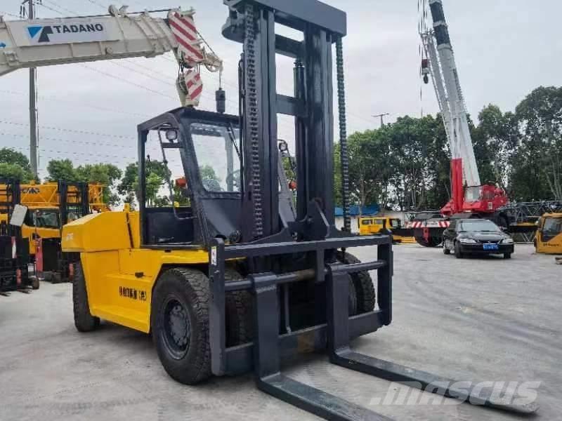 Komatsu FD 160 Diesel trucks