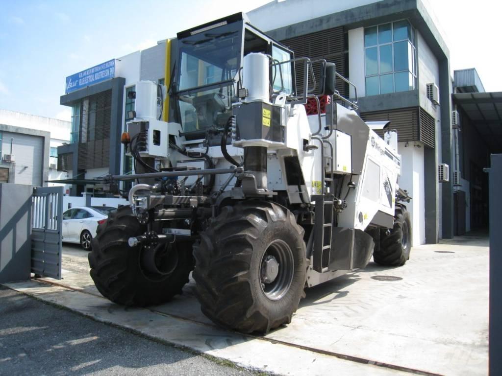 Wirtgen WR 2500 Asphalt recyclers