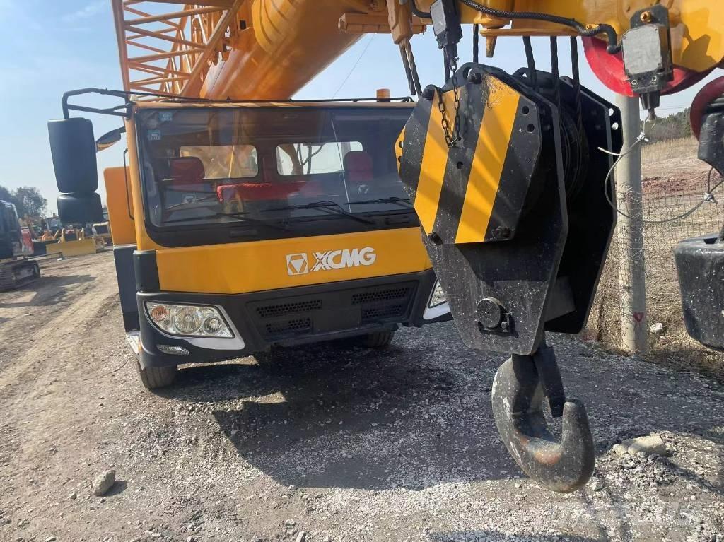 XCMG QY70K Rough terrain cranes