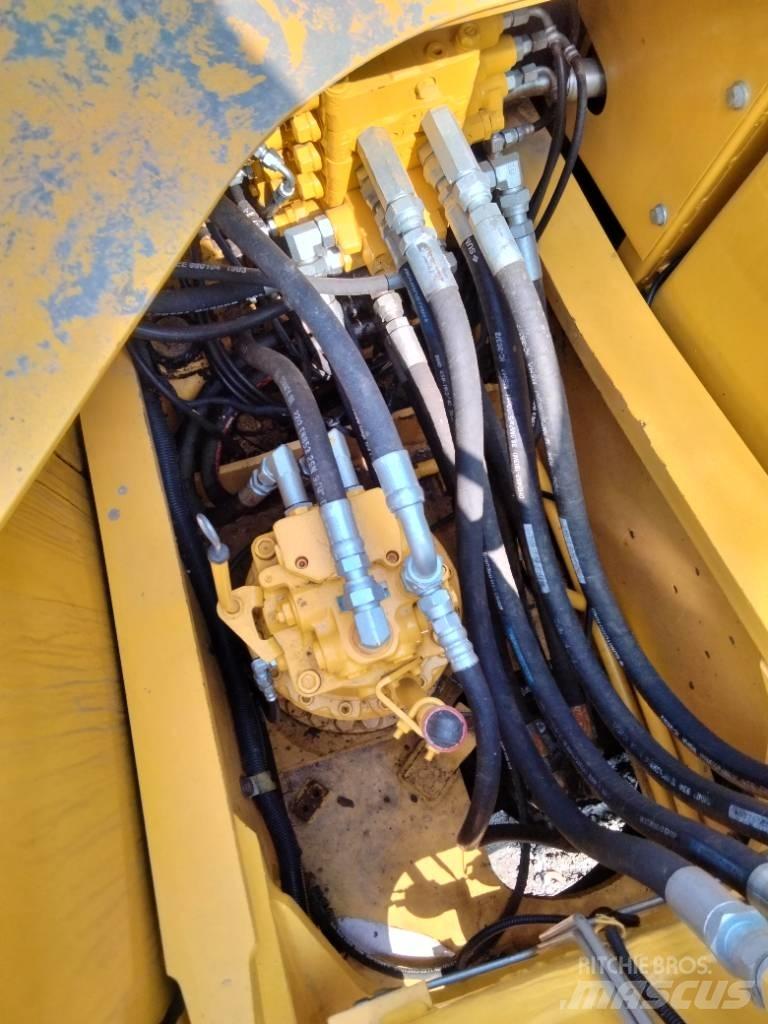 Komatsu PC 160 Midi excavators  7t - 12t