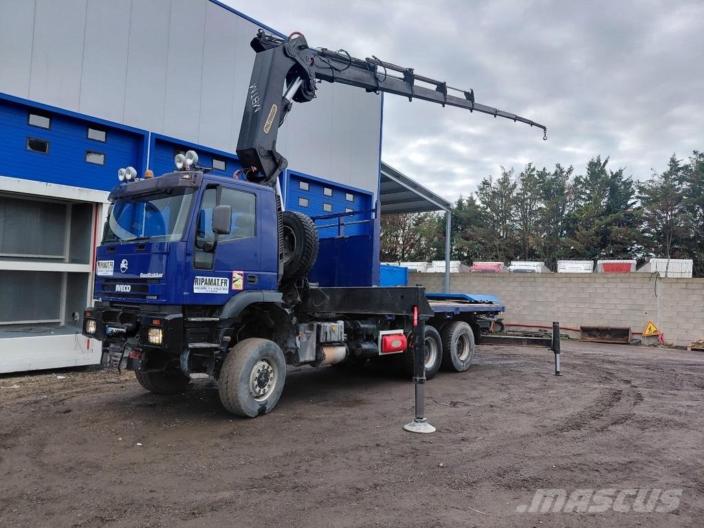 Iveco Trakker 350 Crane trucks