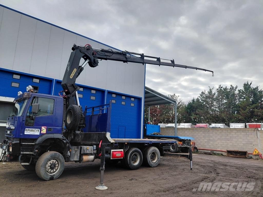 Iveco Trakker 350 Crane trucks