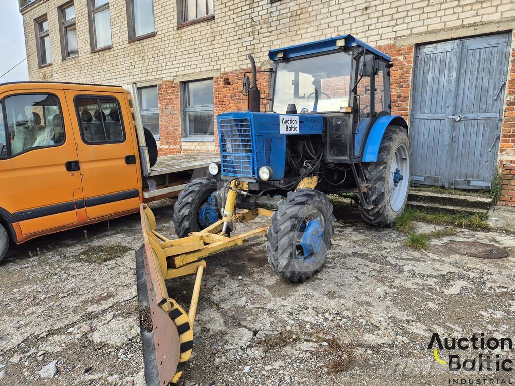 MTZ Belarus -82 Tractors