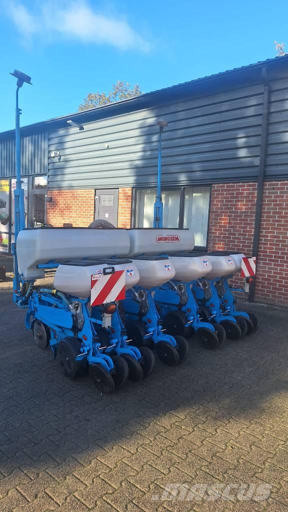 Monosem NG PLUS 6 Precision sowing machines