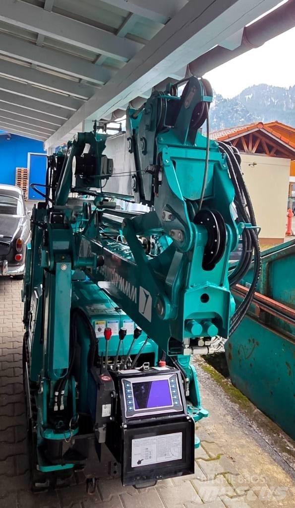 Maeda MK1033 Mini cranes