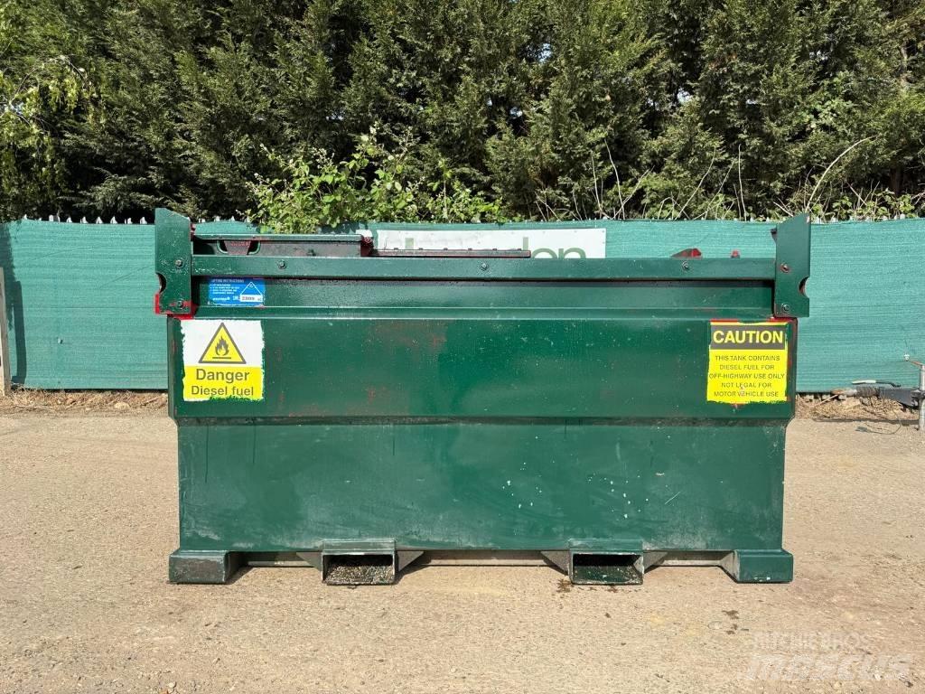 Western 500 GALLONS Fuel and additive tanks