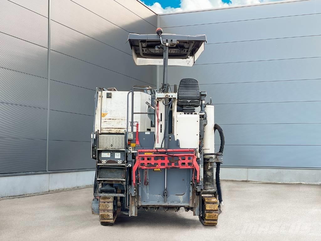 Wirtgen W 120 CFI Asphalt cold milling machines