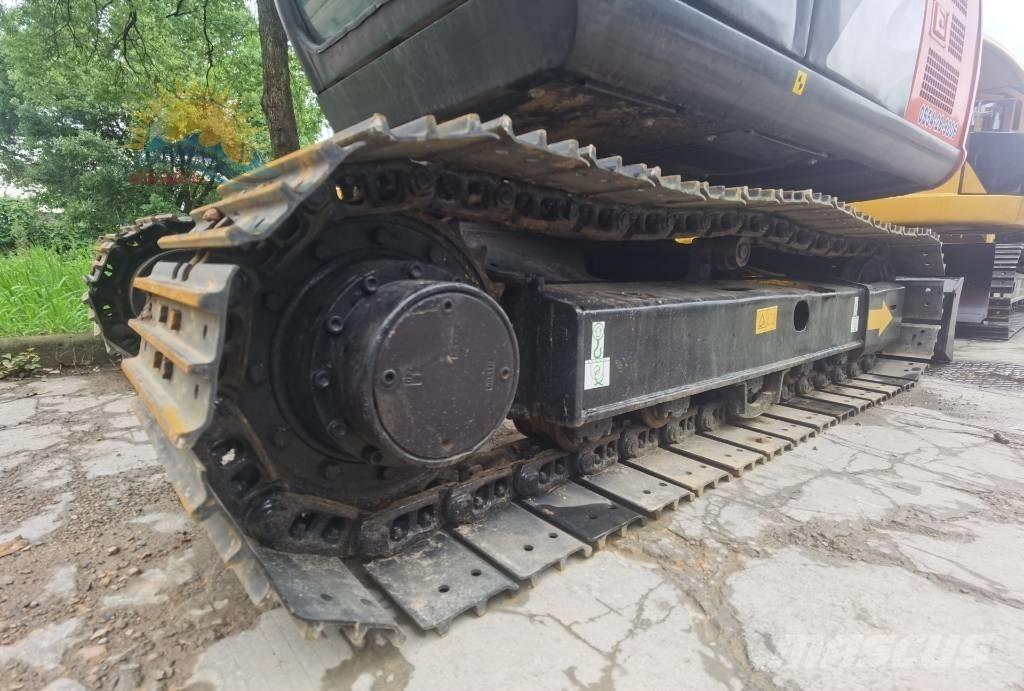 Hitachi ZX 70 Midi excavators  7t - 12t