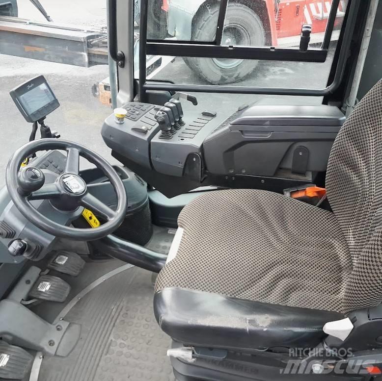 Kalmar DCG55-6 Diesel trucks