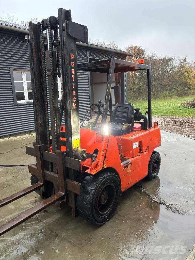 Jelau truck Diesel trucks