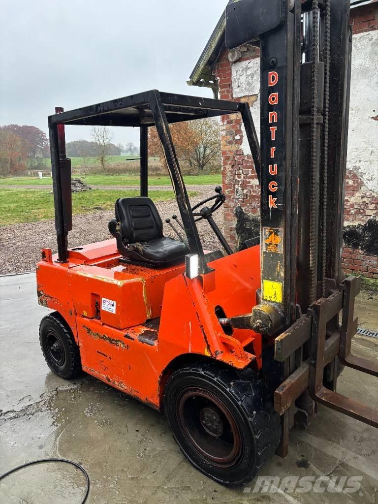 Jelau truck Diesel trucks