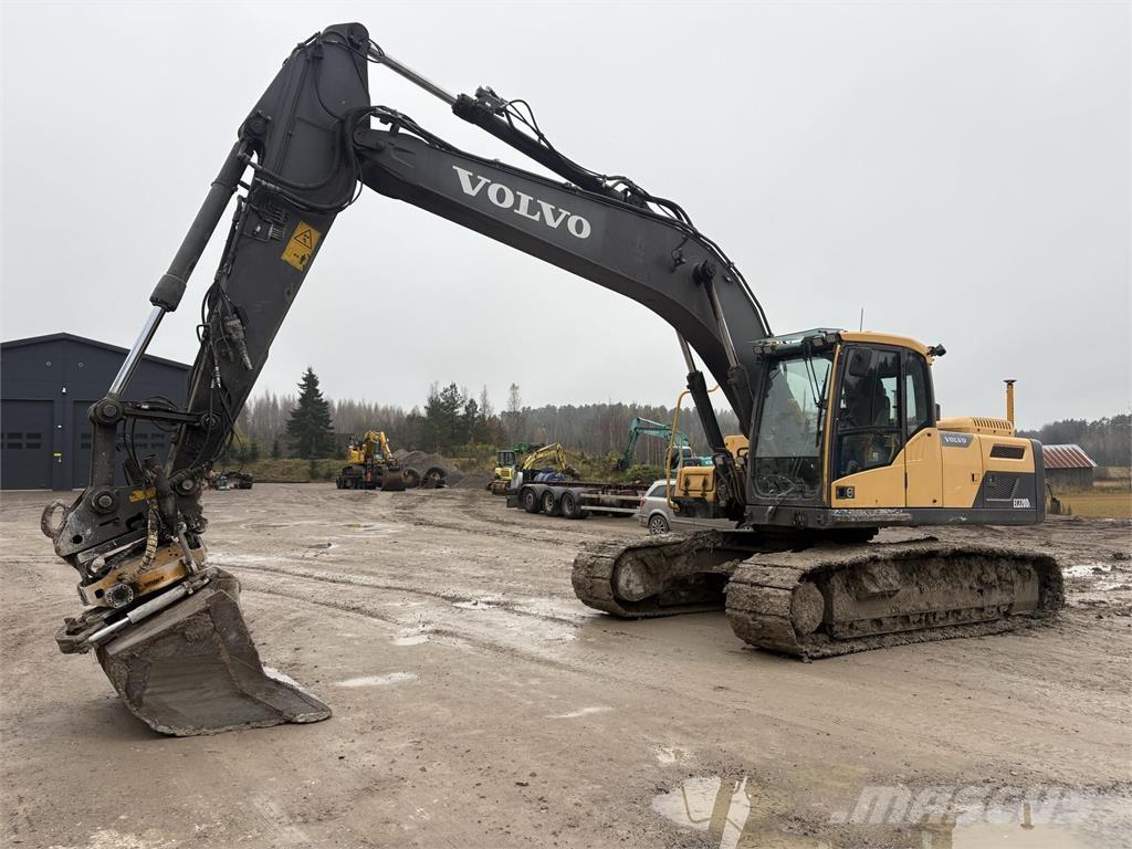 Volvo EC220DL Crawler excavators