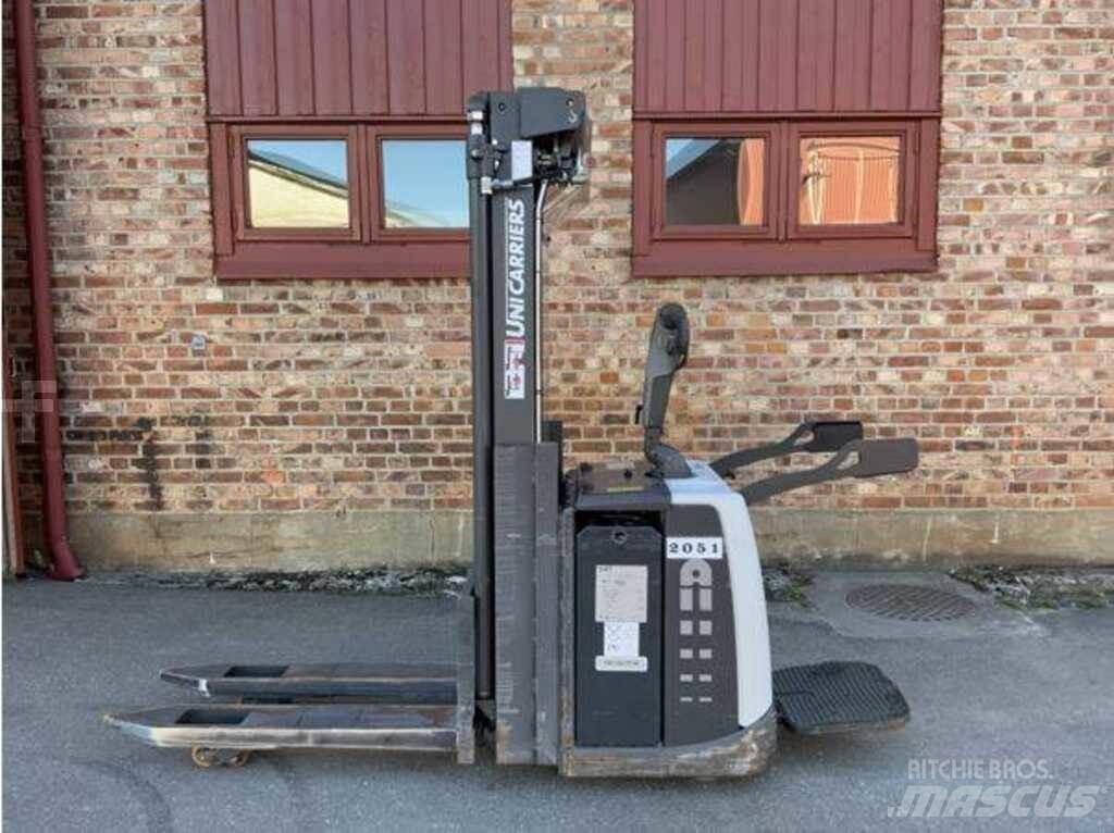 Atlet PSP Low lifter with platform