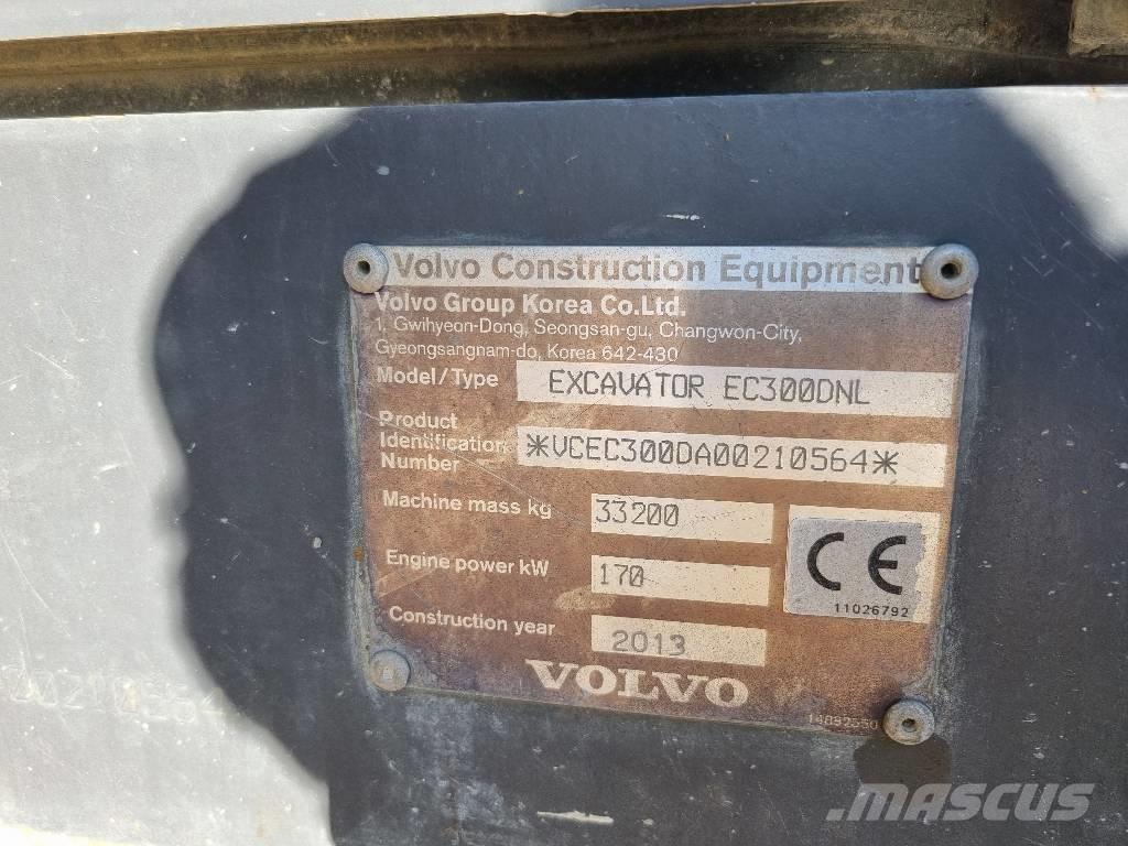 Volvo EC300DNL Crawler excavators