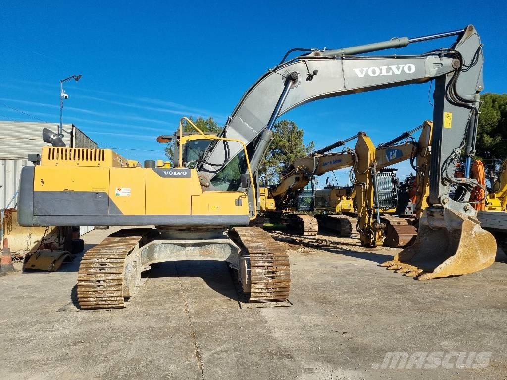 Volvo EC300DNL Crawler excavators