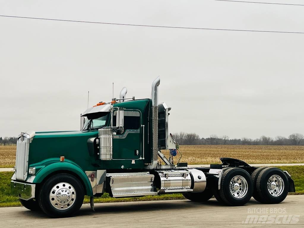 Kenworth W 900 Tractor Units