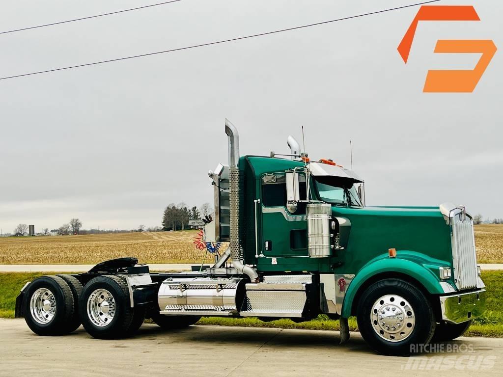 Kenworth W 900 Tractor Units