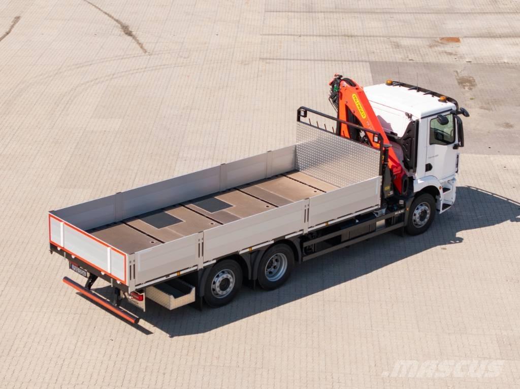 MAN TGM 26.320 6x2-4 Crane trucks