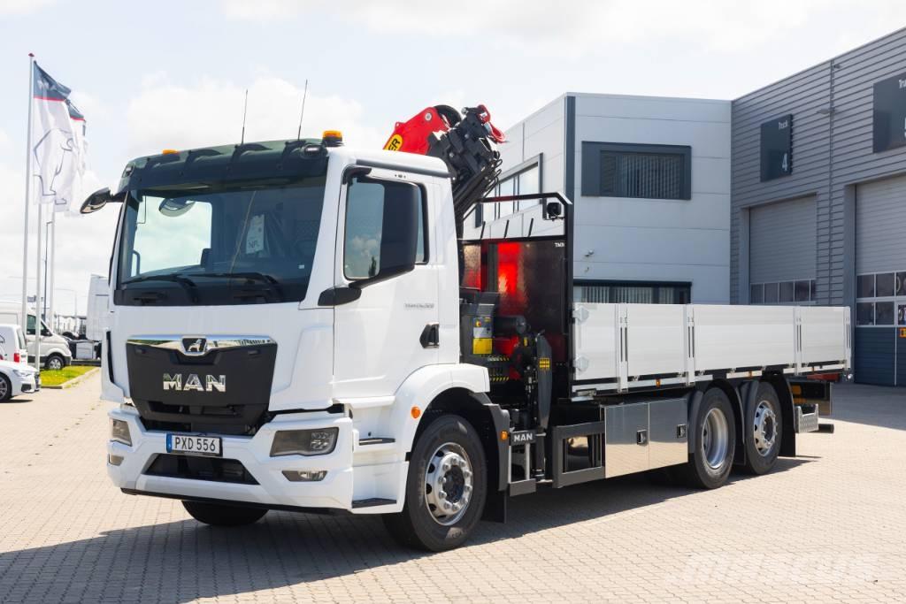 MAN TGM 26.320 6x2-4 Crane trucks