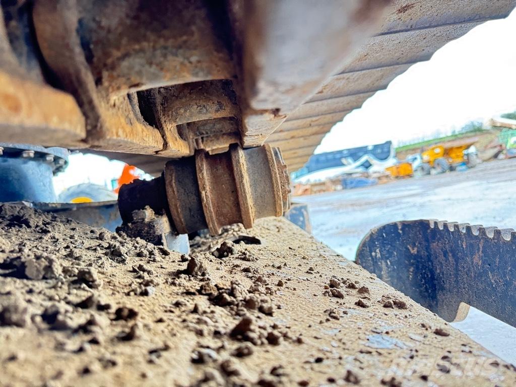 JCB 140X L SV Crawler excavators