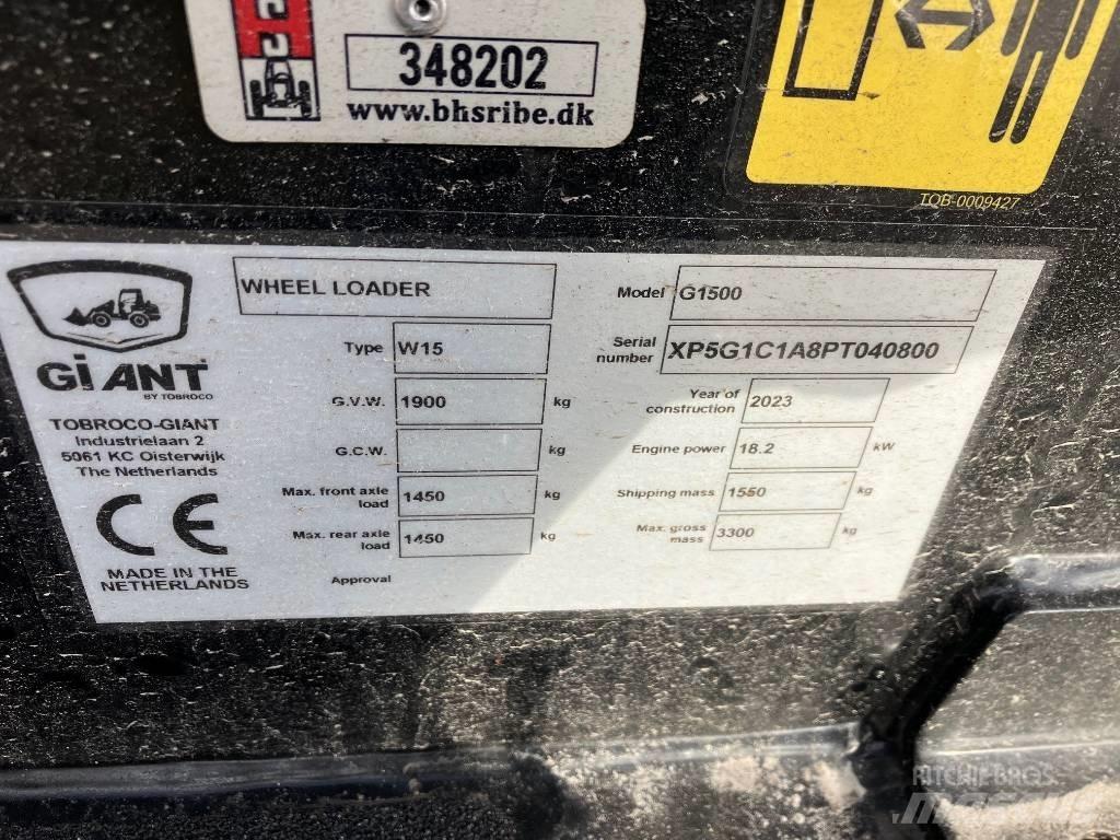 GiANT G 1500 Multi purpose loaders