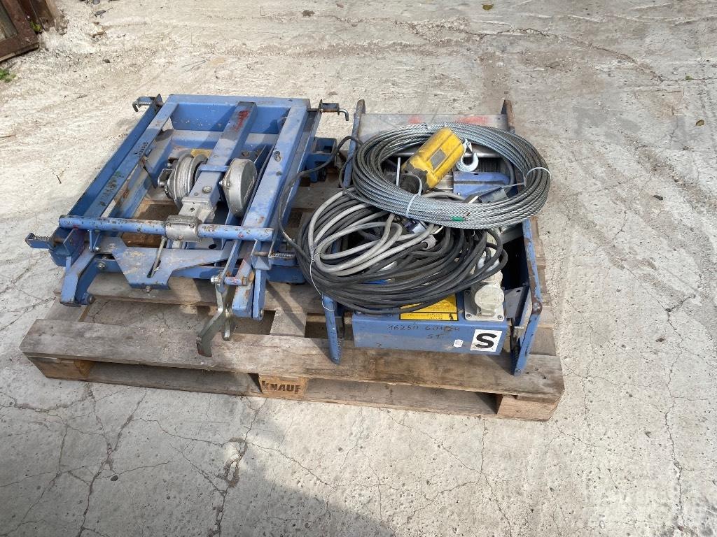 Geda Lift 250 Hoists, winches and material elevators