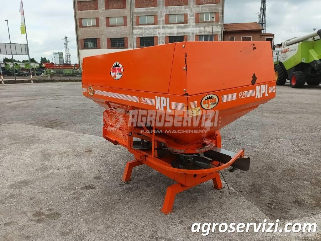 Agrex XPL 1500 Mineral spreaders