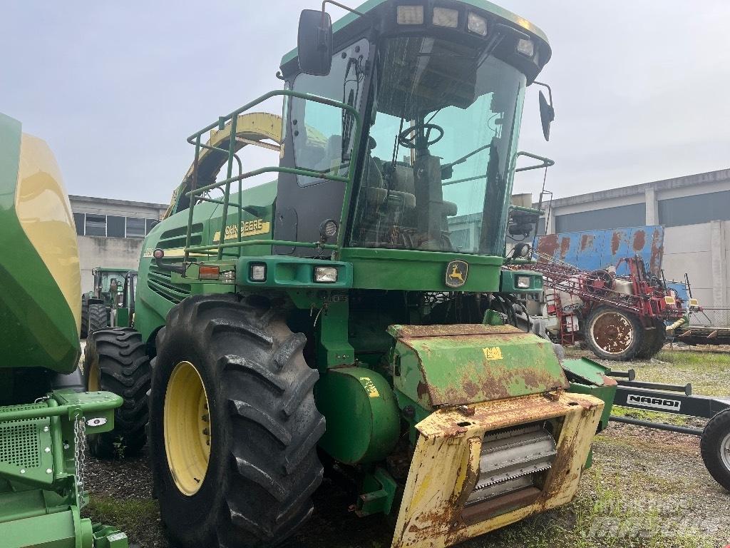 John Deere 7700 Self-propelled foragers