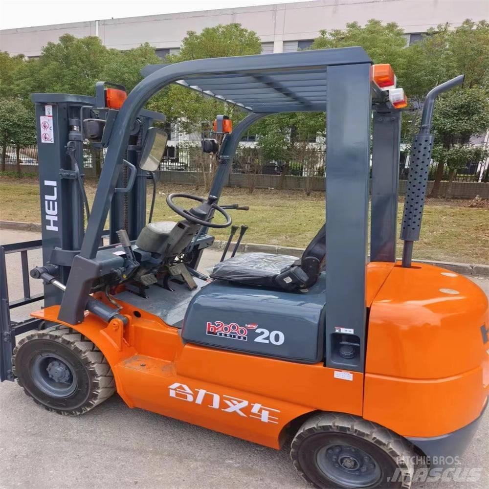 Heli CPC 20 Diesel trucks