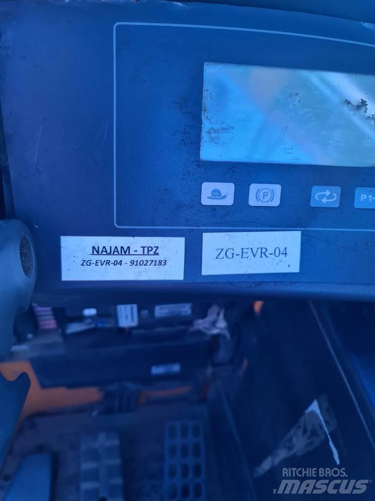 Jungheinrich ETV 216 Reach trucks
