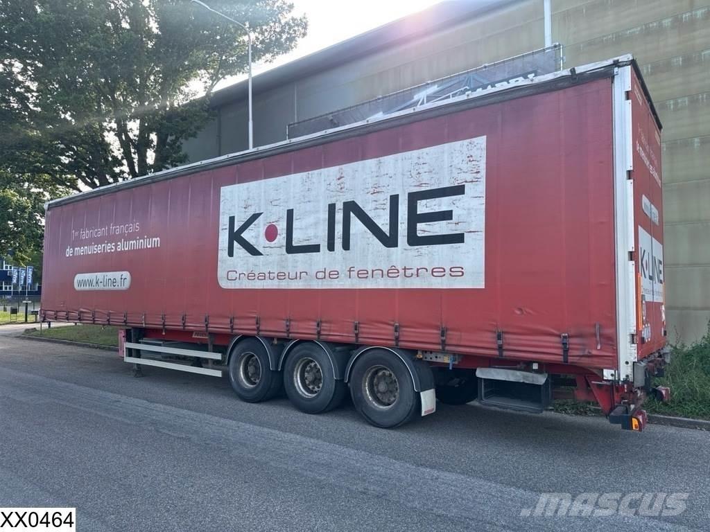 Fruehauf Tautliner Curtainsider semi-trailers