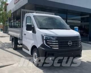 Nissan 3500 Tipper trucks