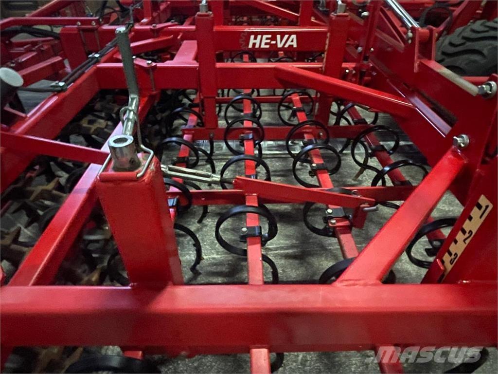 He-Va Maxi Dan 60 Combination drills