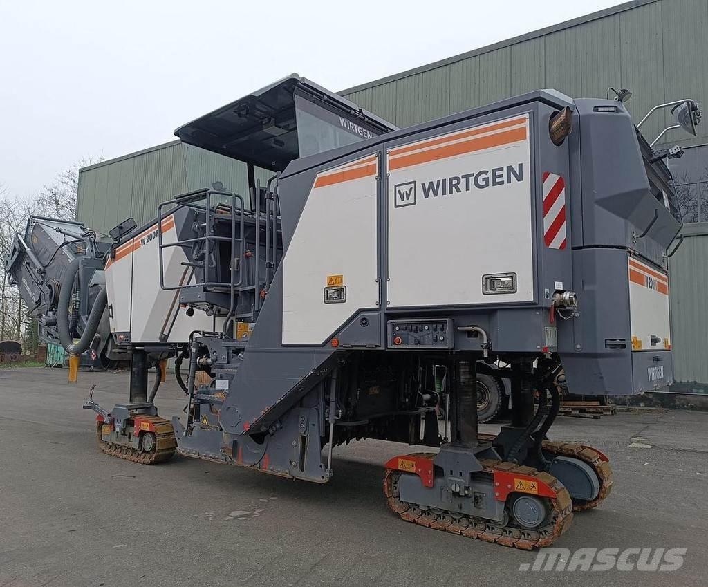 Wirtgen W200Fi Concrete Stone machines