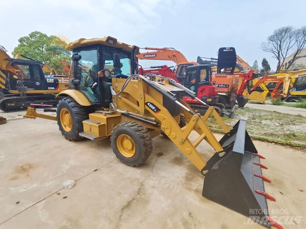 CAT 420F Backhoe loaders