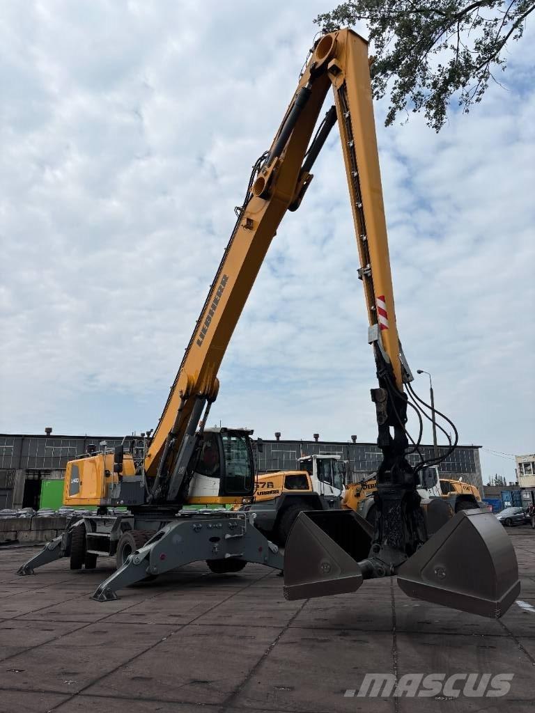 Liebherr LH 40 Port Waste / industry handlers