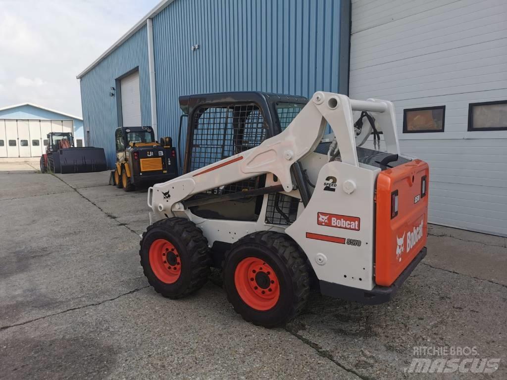 Bobcat S 570 Skid steer loaders