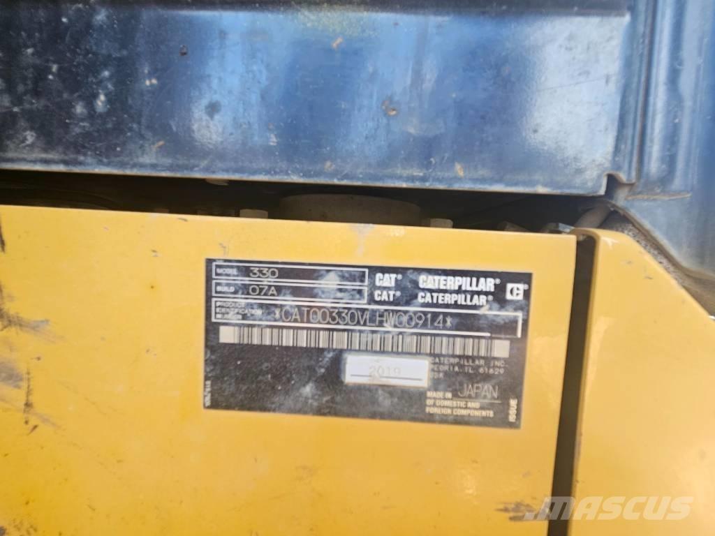 CAT 330 Crawler excavators
