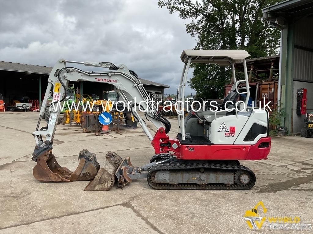 Takeuchi TB 225 Mini excavators < 7t (Mini diggers)