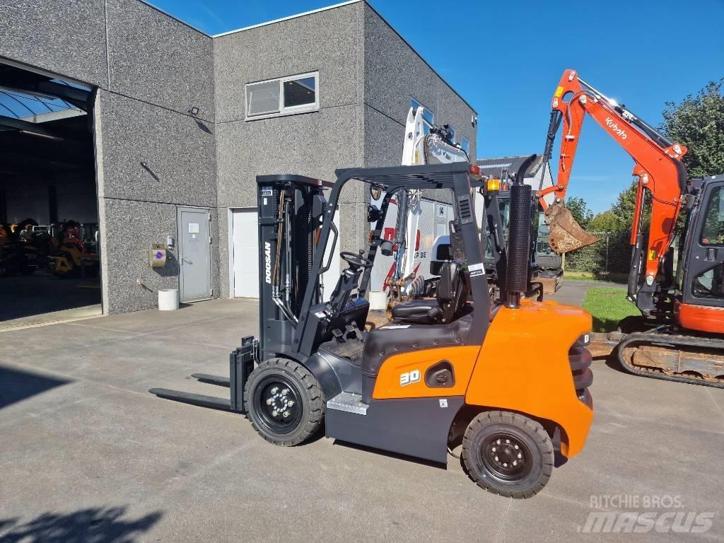 Doosan d30nxp Diesel trucks