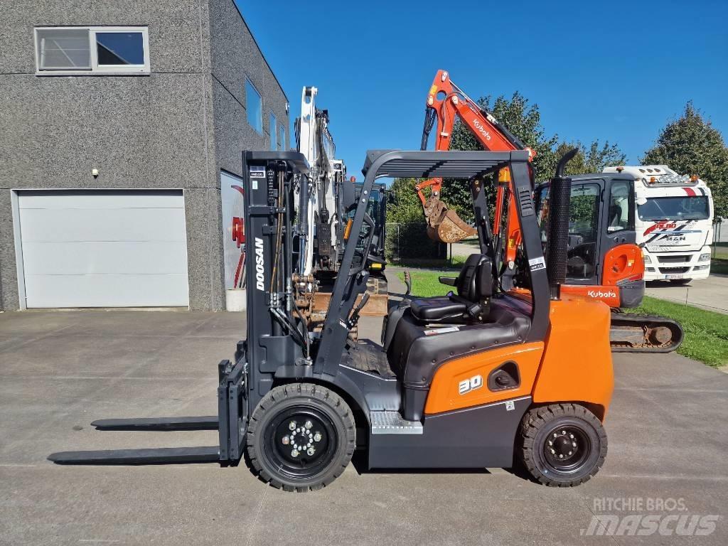 Doosan d30nxp Diesel trucks