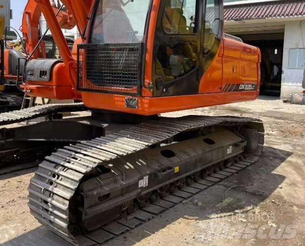 Doosan DX225LC Crawler excavators