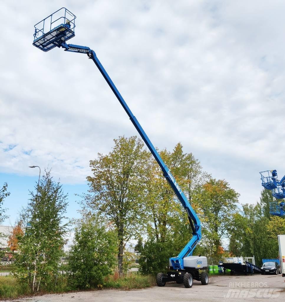 Genie S-80J Articulated boom lifts