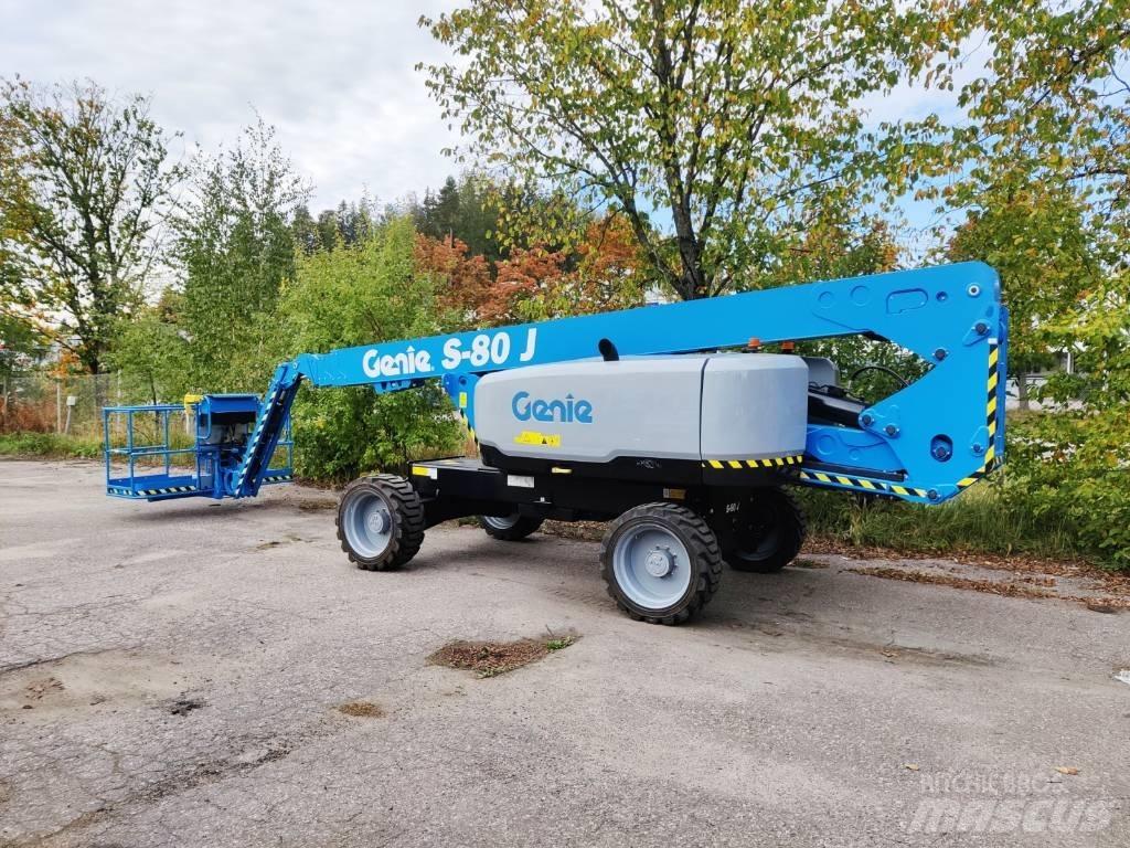 Genie S-80J Articulated boom lifts