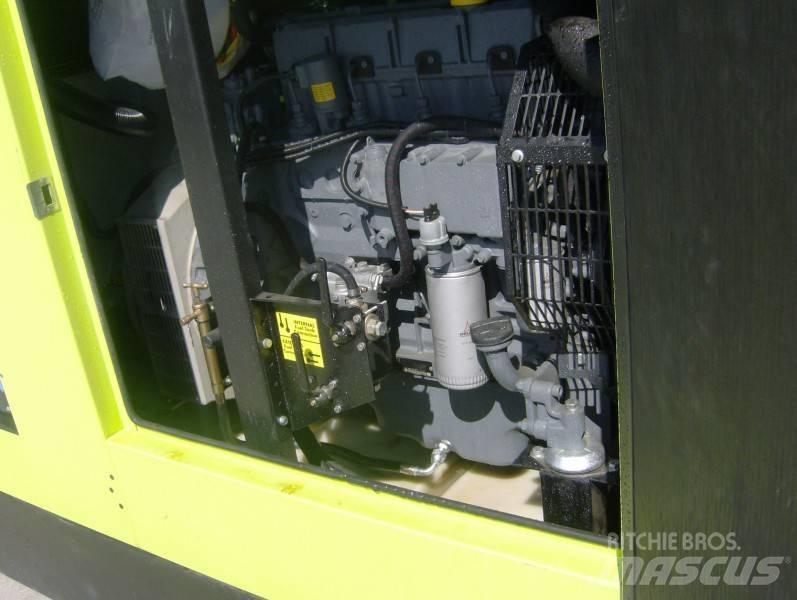 Pramac GSW110 Light towers