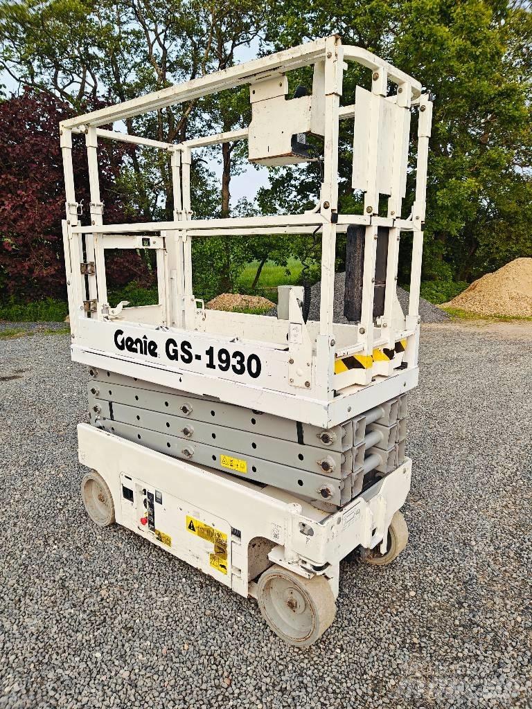 Genie GS 1930 Scissor lifts