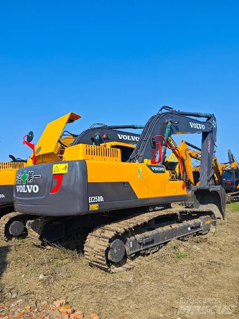 Volvo EC 250 D L Crawler excavators