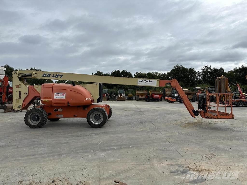 JLG 800AJ Articulated boom lifts