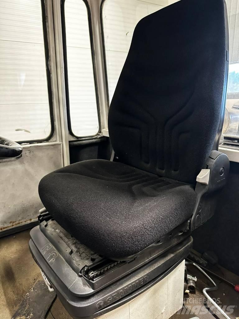Svetruck 1260-32 Diesel trucks