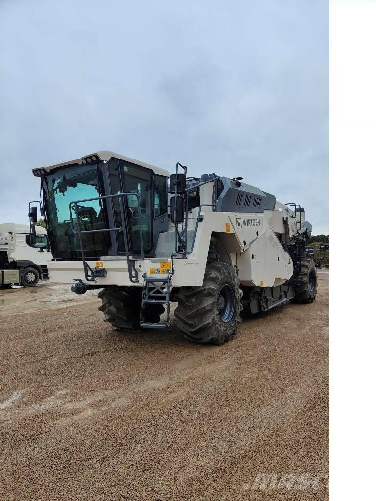 Wirtgen WR 250 I Asphalt recyclers